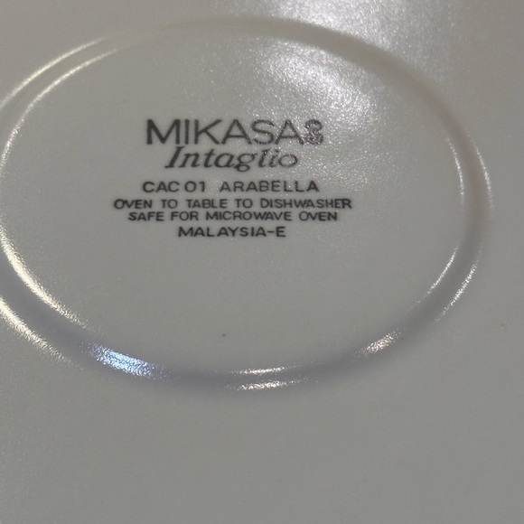 Vintage MIKASA Intaglio“Arabella” CHIP AND DIP BOWL 4 7/8in AND PLATTER 14.5in - Picture 6 of 11